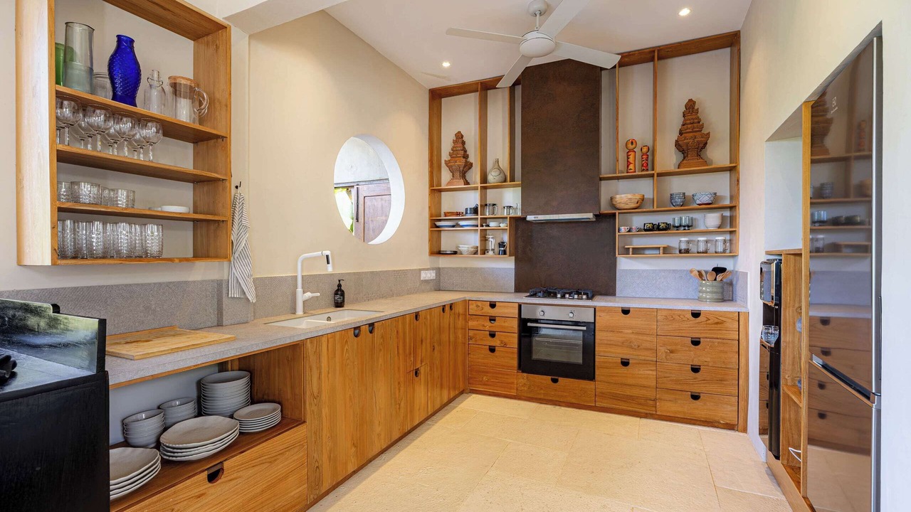 Photo of Kitchen in Banjar Semer
