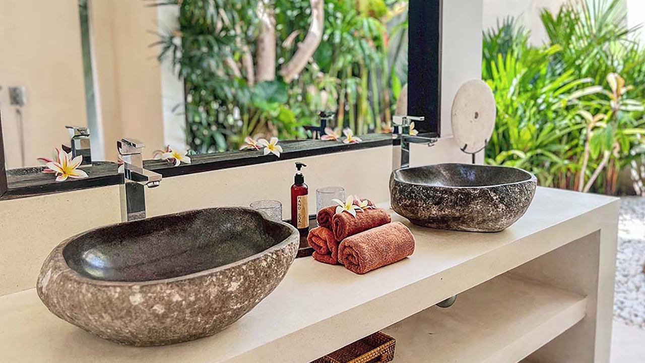 Photo of Bathroom in Sunset Road