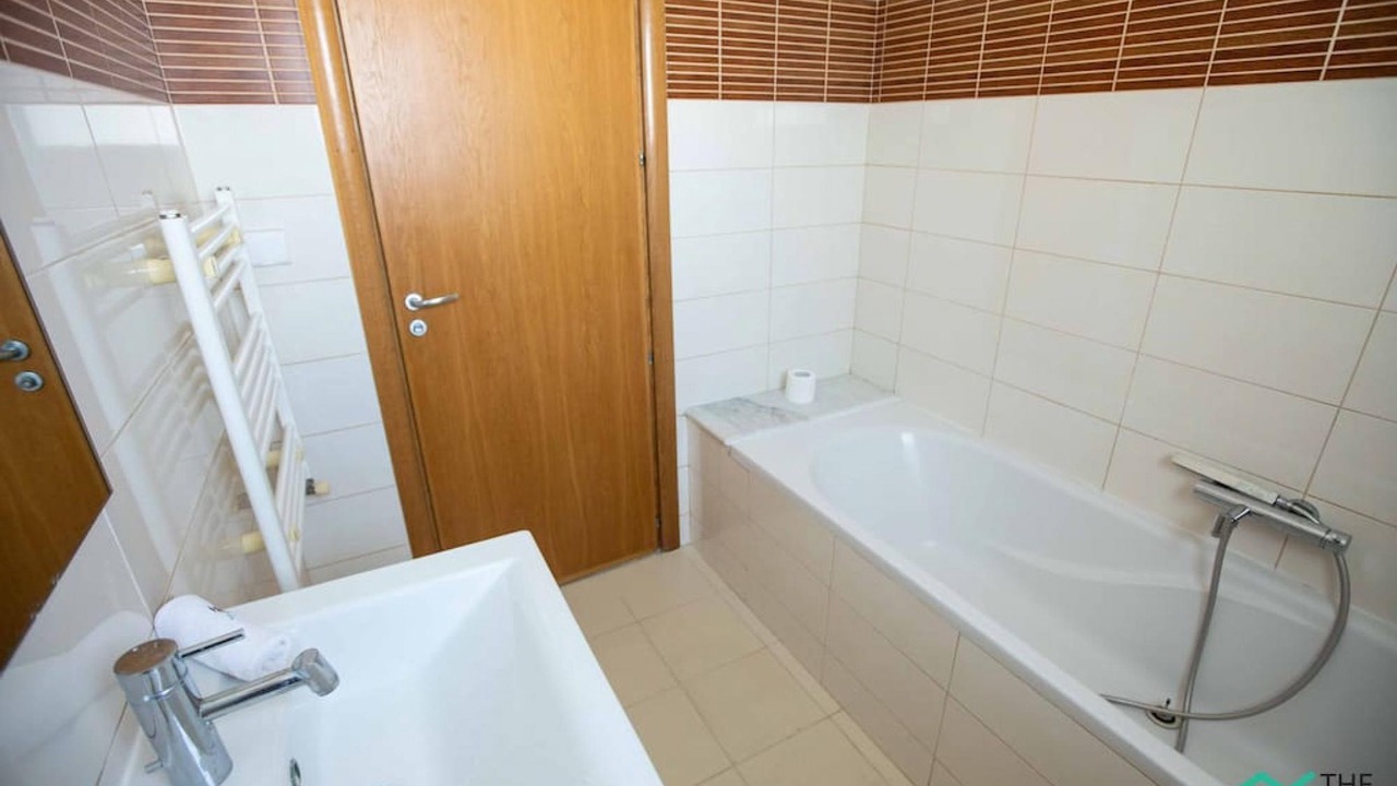 Photo of Bathroom in Jardins De Carthage