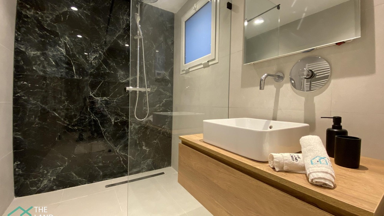 Photo of Bathroom in La Marsa