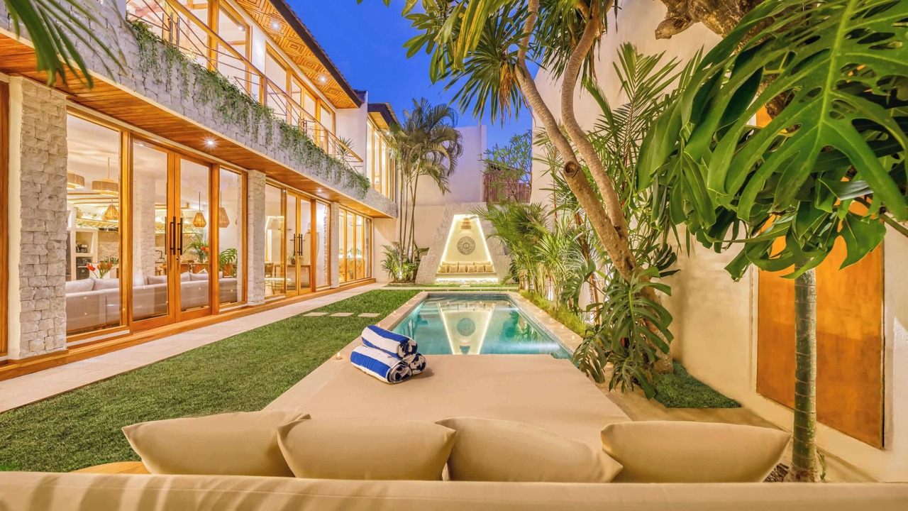 Photo of Outdoor in Sunset Road