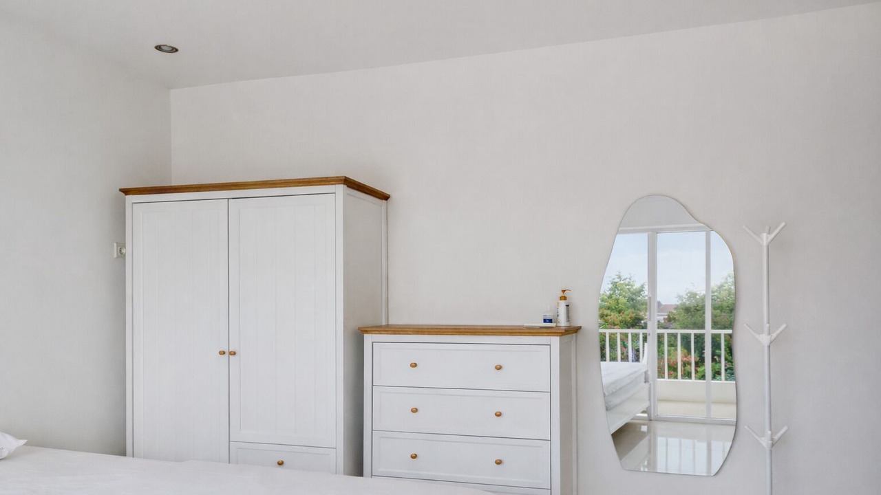 Photo of Bedroom in Sunset Road