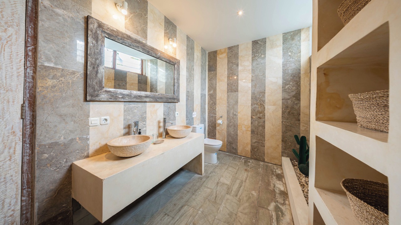 Photo of Bathroom in Padonan