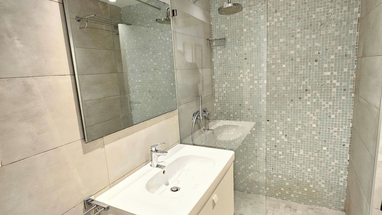 Photo of Bathroom in La Marsa