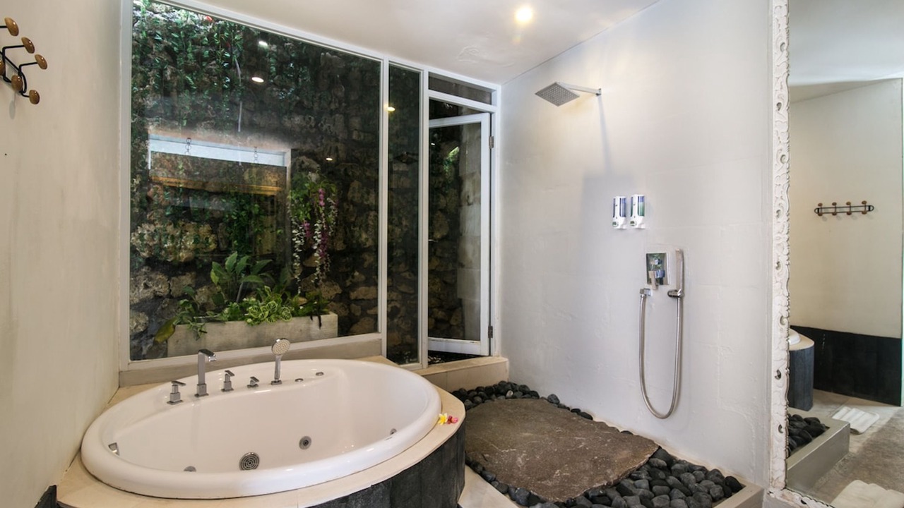 Photo of Bathroom in Pecatu