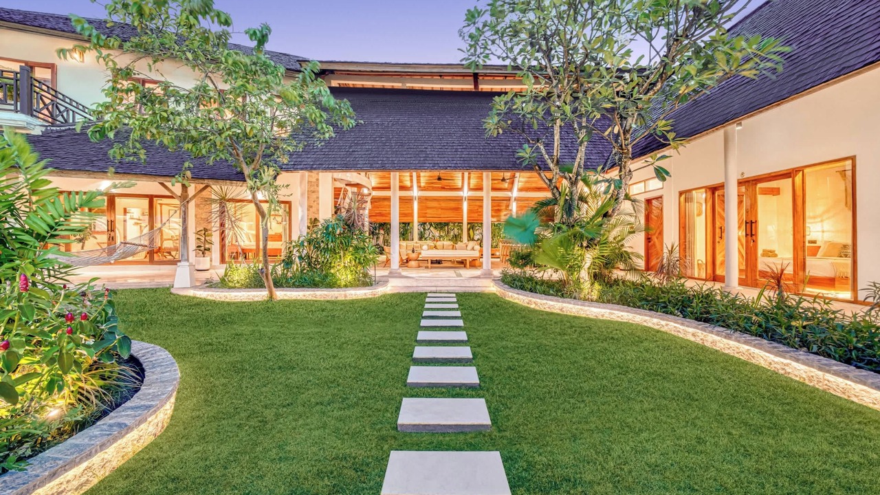 Photo of Outdoor in Petitenget
