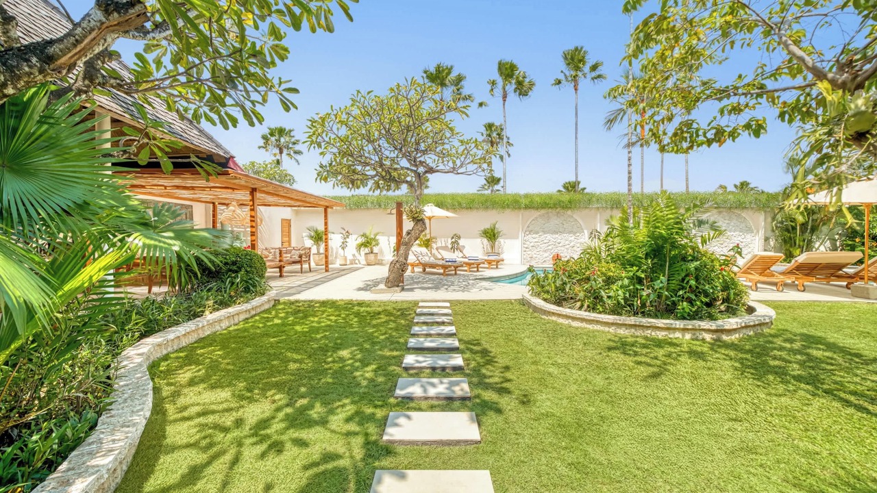 Photo of Outdoor in Petitenget