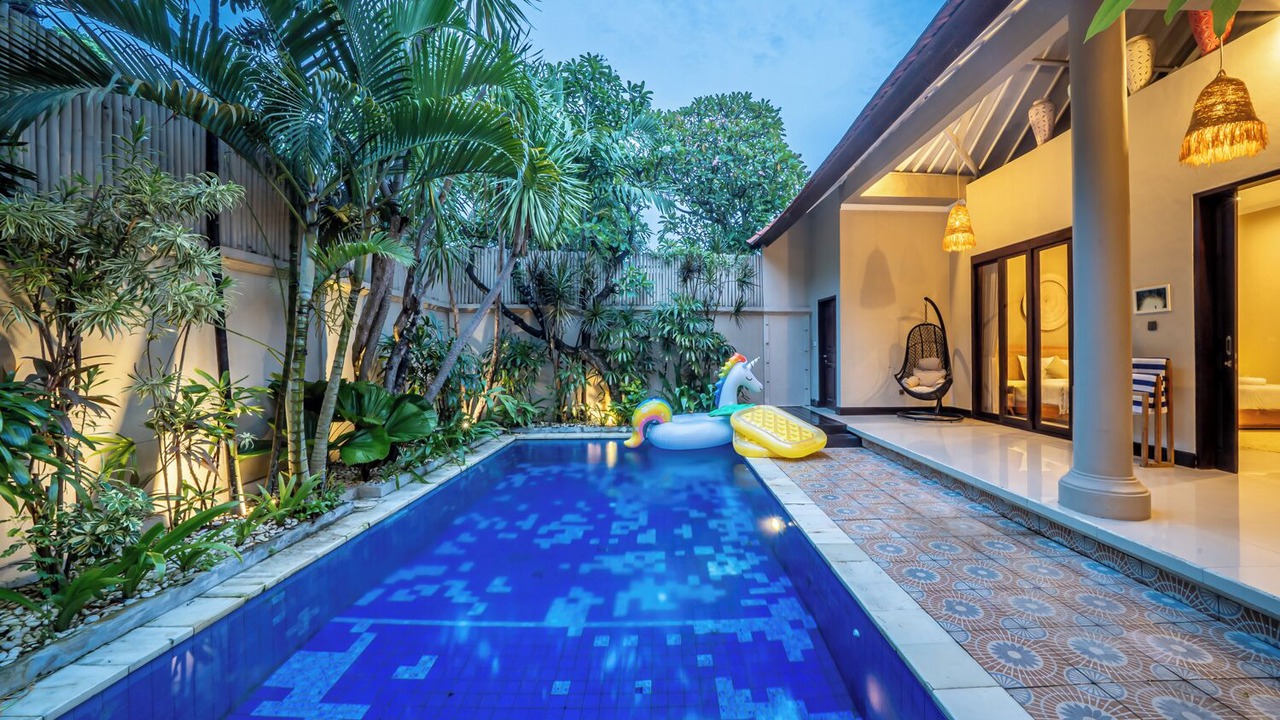 Photo of Outdoor in Sunset Road