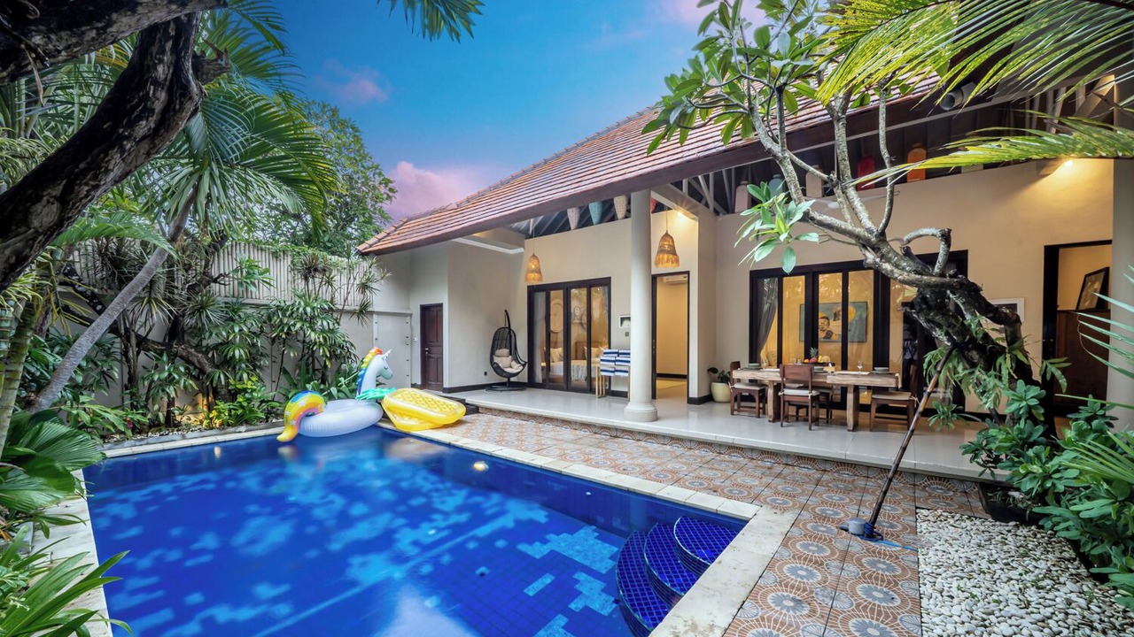 Photo of Outdoor in Sunset Road