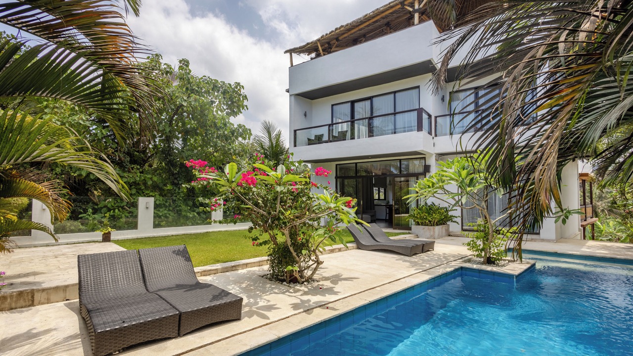 Photo of Outdoor in Suraberata
