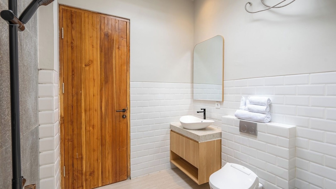 Photo of Bathroom in Singakerta