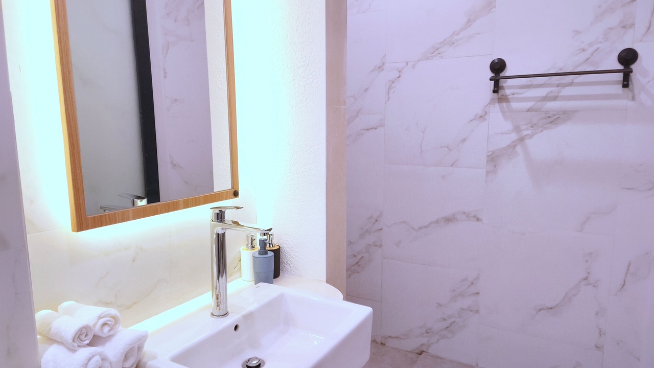 Photo of Bathroom in Petitenget