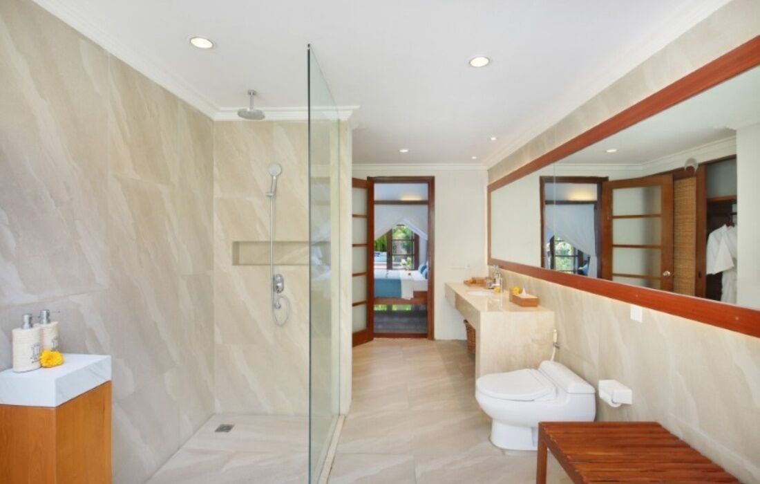 Photo of Bathroom in Petitenget