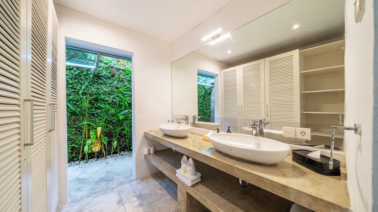 Photo of Bathroom in Central Seminyak