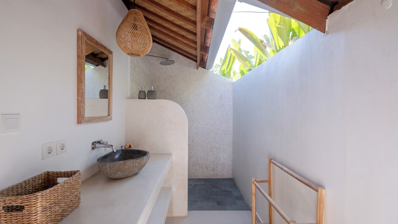 Photo of Bathroom in Uluwatu