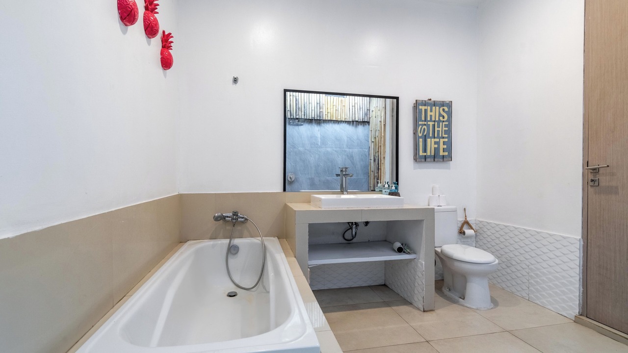 Photo of Bathroom in Dyanapura