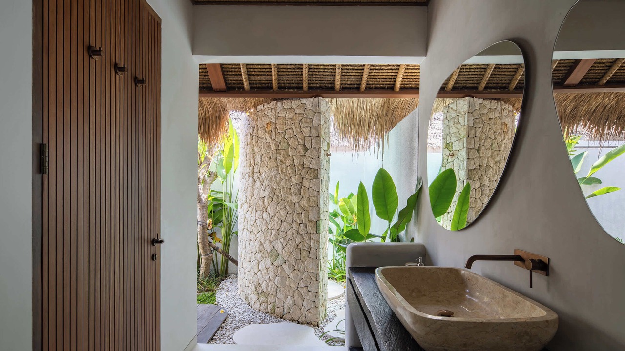 Photo of Bathroom in Mushroom Bay