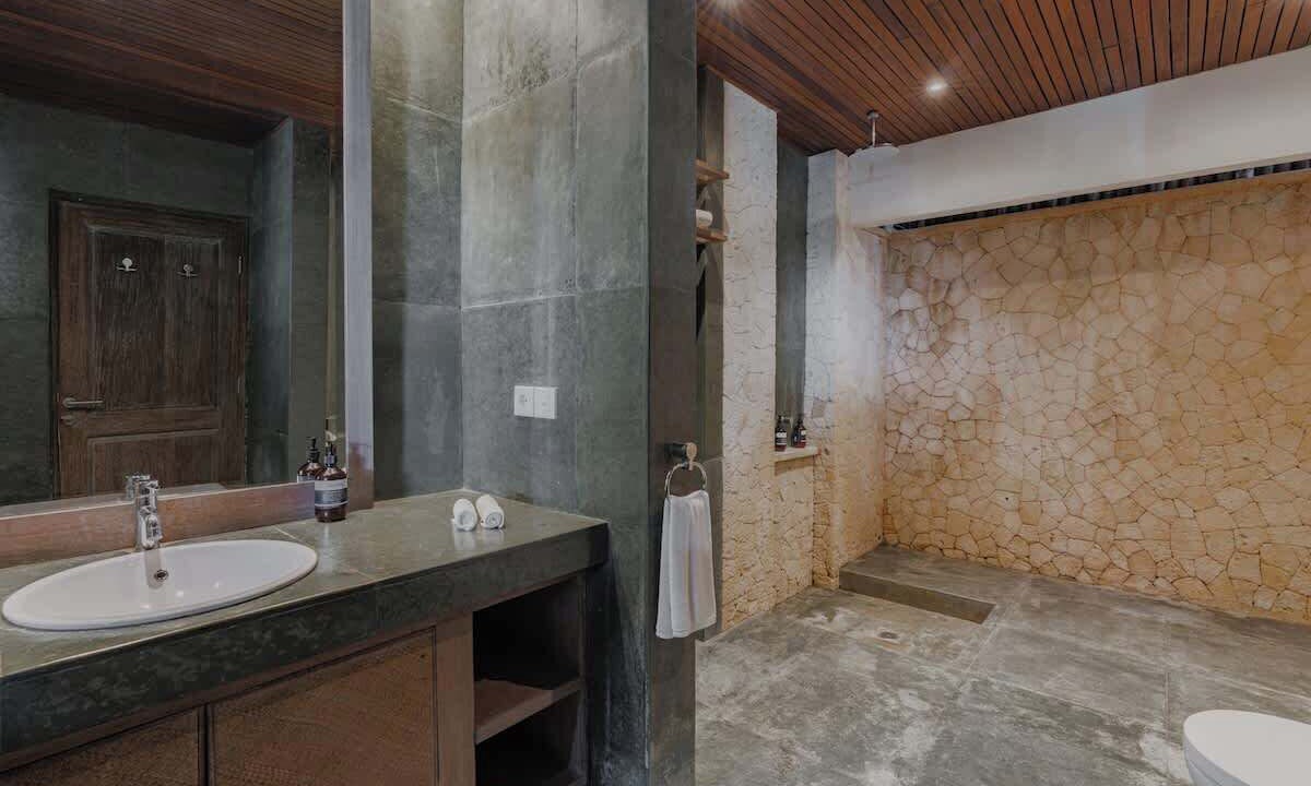Photo of Bathroom in Mushroom Bay