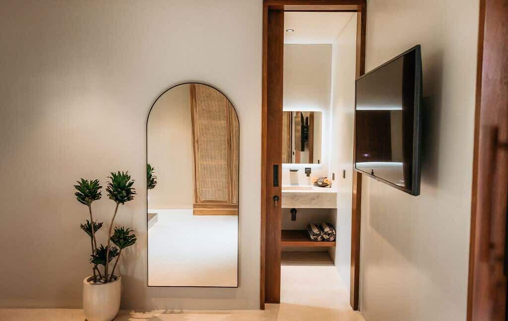 Photo of Bathroom in Mushroom Bay