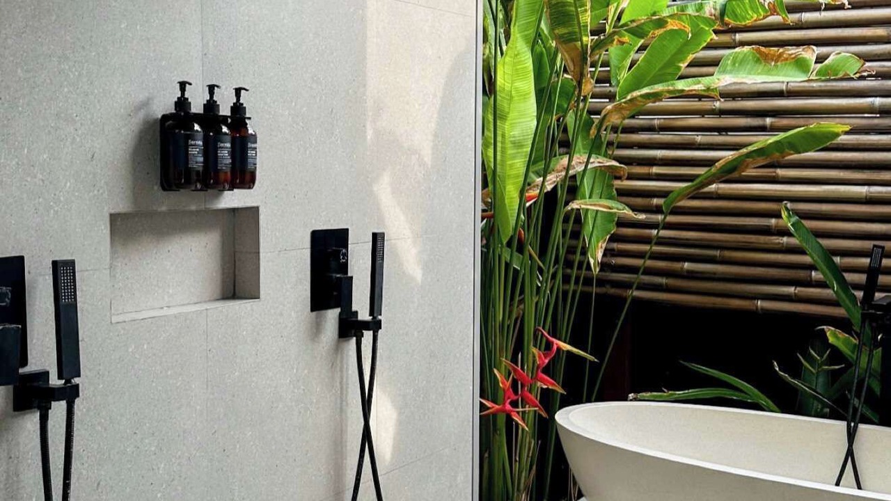 Photo of Bathroom in Mushroom Bay
