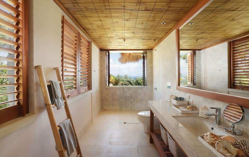 Photo of Bathroom in Mushroom Bay