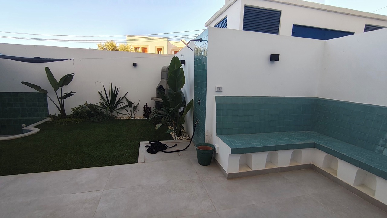 Photo of Patio Balcony in Cite Erriadh