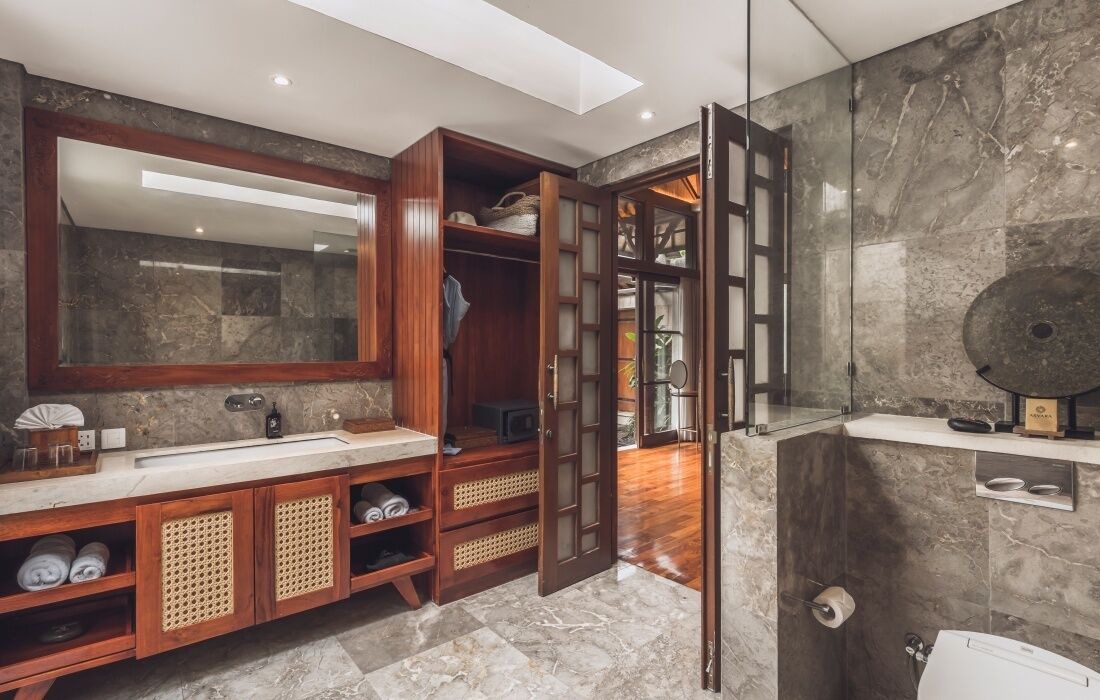 Photo of Bathroom in Sambahan
