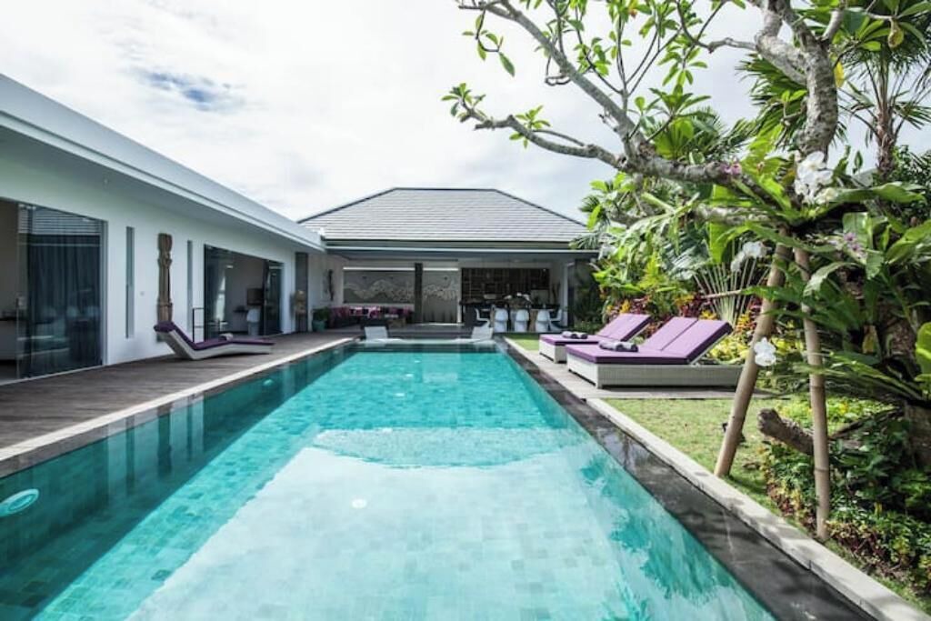 Photo of Outdoor in Sunset Road