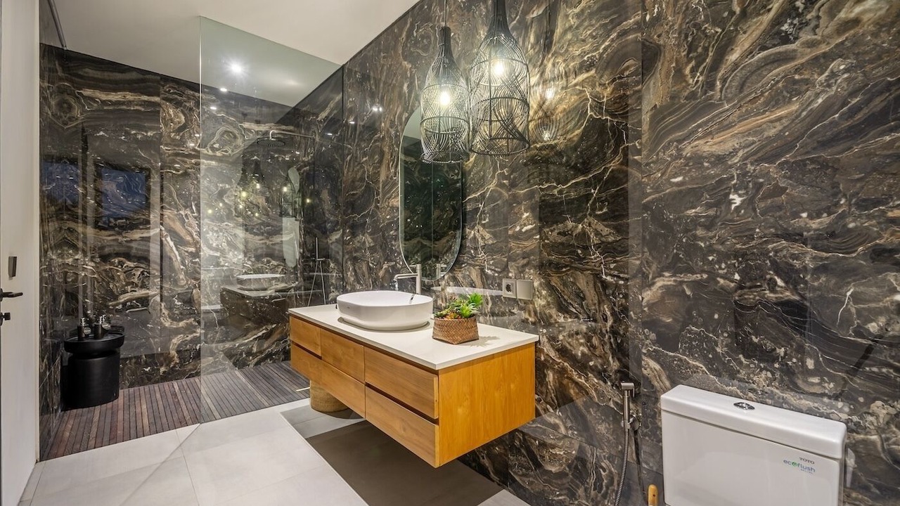 Photo of Bathroom in Dyanapura