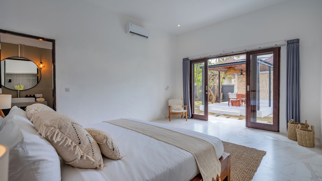 Photo of Bedroom in Drupadi