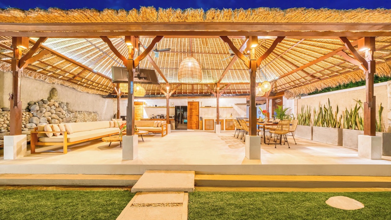 Photo of Patio Balcony in Petitenget