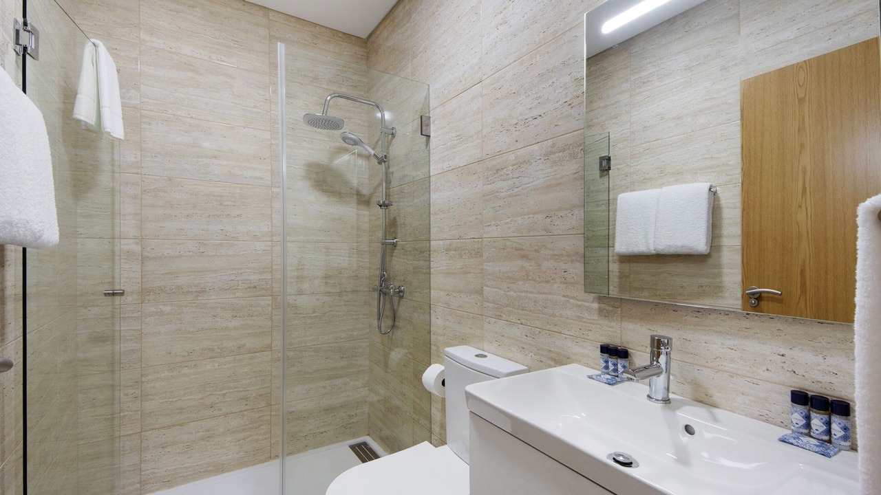Photo of Bathroom in Armamar