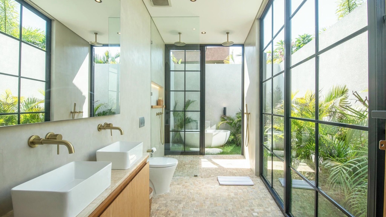 Photo of Bathroom in Pecatu