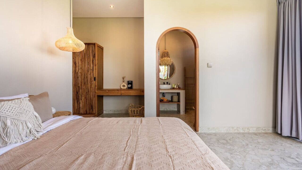 Photo of Bedroom in Tumbak Bayuh