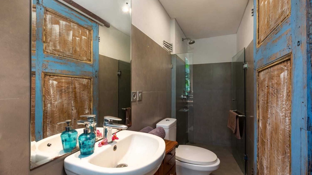 Photo of Bathroom in Beraban