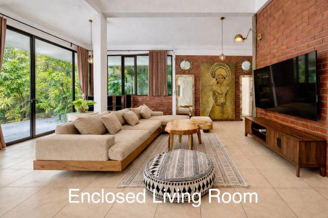 Photo of Livingroom in Sunset Road