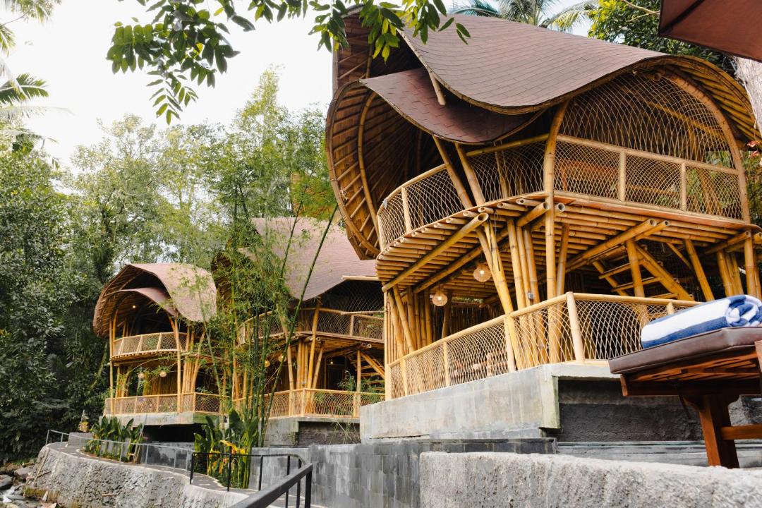 Photo of Others in Selat