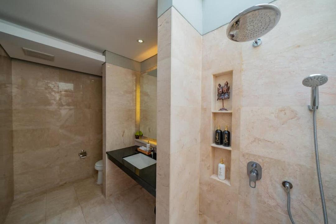 Photo of Bathroom in Padangsambian Klod