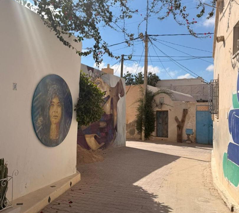 Photo of Others in Erriadh