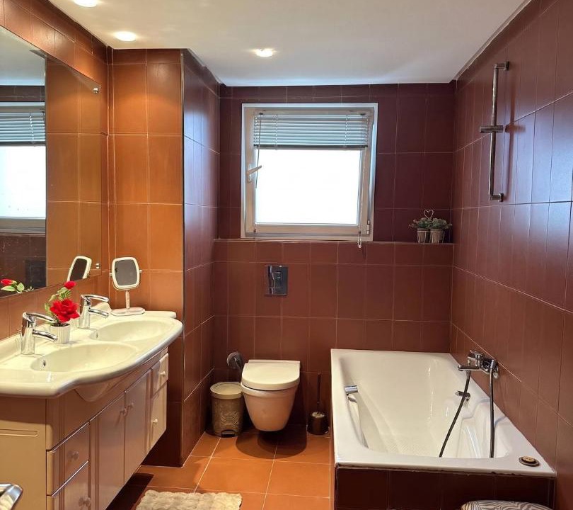 Photo of Bathroom in Yasmine