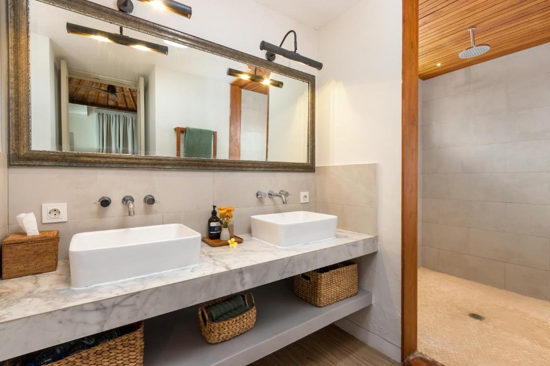 Photo of Bathroom in Laksmana