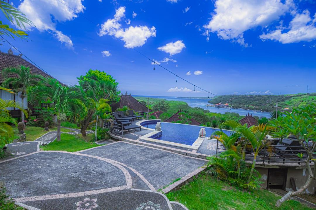 Photo of Others in Mushroom Bay