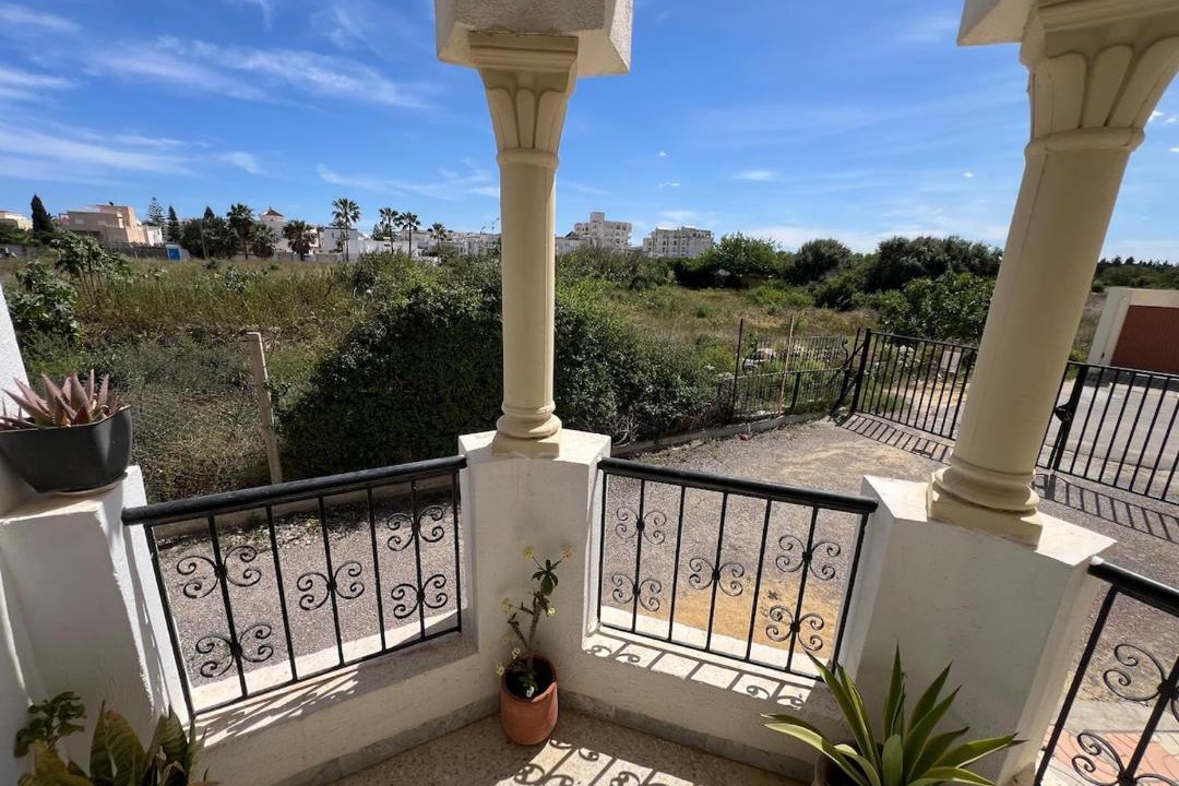 Photo of Patio Balcony in Chott Mariem