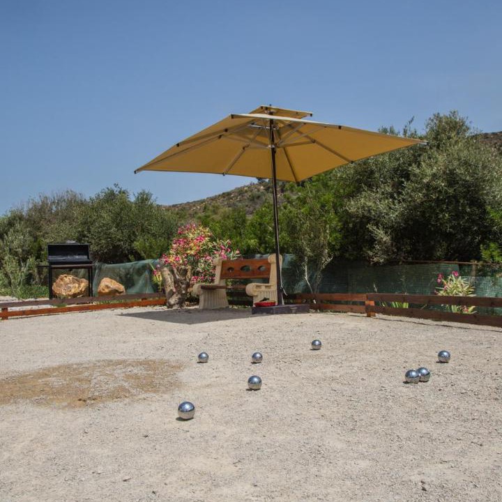 Photo of Others in Eastern Hawaria