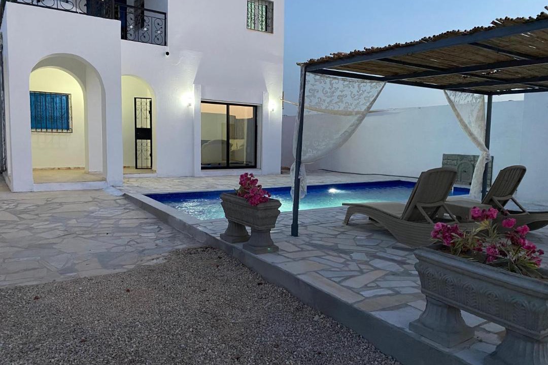 Photo of Patio Balcony in Aghir