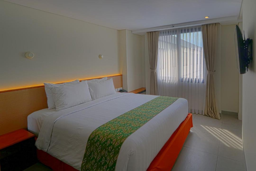 Photo of Others in Sunset Road