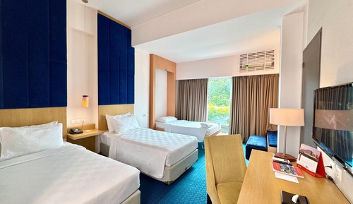 Grand Deluxe Premier Triple Room