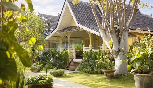 One-Bedroom Cottage Suite