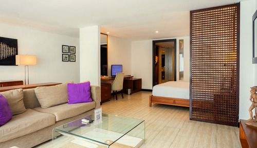 One Bedroom Suite with Pool