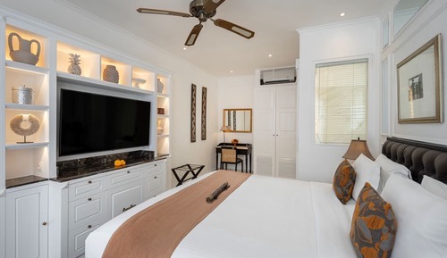 Premier Room